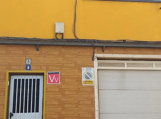 8 Calle Tangara La Gloria Santa Cruz de Tenerife